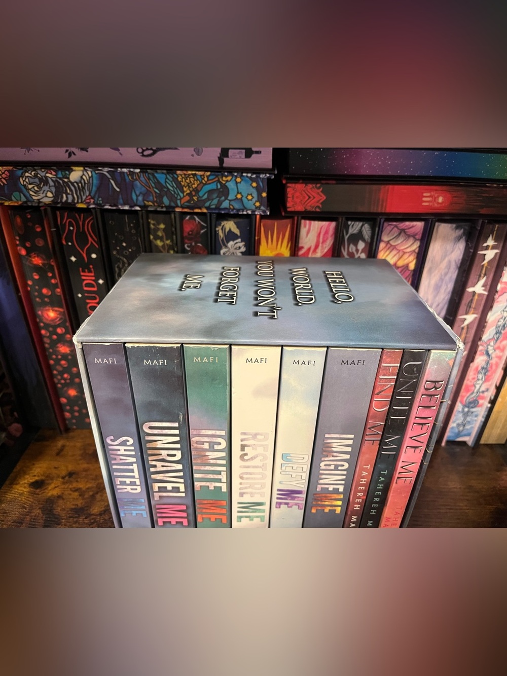Shatter Me Complete Box Set New - Picture 2 of 3